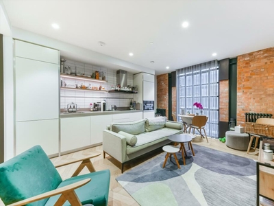 Studio flat for rent in Battersea Power Station, Circus Road West, London, SW11