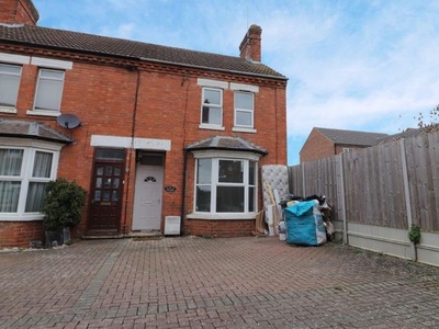 Terraced house to rent in East Grove, Rushden NN10