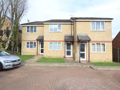 Terraced house to rent in Gilbert Court, Willoughby Road, Harpenden AL5