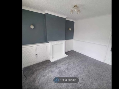 Terraced house to rent in Green Lane, Mansfield NG18
