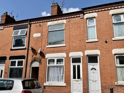 Terraced house to rent in Meynell Road, Leicester LE5