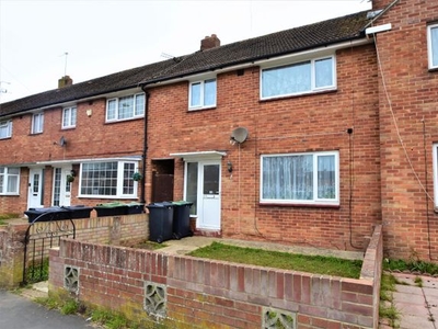 Terraced house to rent in Parkhouse Farm Way, Havant PO9