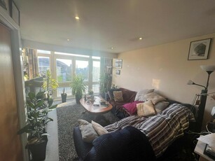 1 bedroom apartment for rent in Ffordd Garthorne, Cardiff, CF10