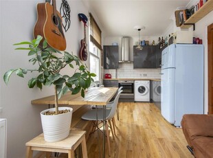 1 bedroom flat for rent in Powell Road, London, E5