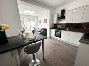 1 bedroom flat for rent in Tower Road, Orpington, Kent, BR6 0SQ, BR6