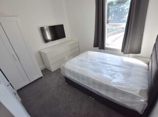 1 bedroom house share for rent in Room 3. Wokingham Road, Reading, RG6