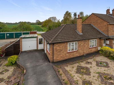 2 Bed Bungalow For Sale in Amersham, Buckinghamshire, HP7 - 5171723