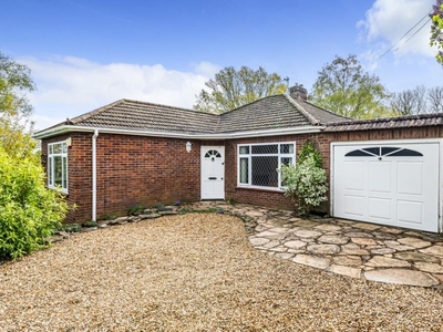 2 Bed Bungalow For Sale in Botley, Oxford, OX2 - 5384657