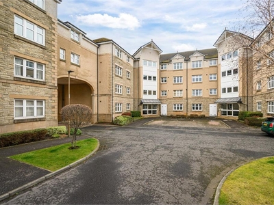 2 bed first floor flat for sale in Corstorphine