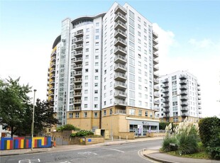 2 bedroom apartment for rent in Crown Heights, Alencon Link, Basingstoke, Hampshire, RG21