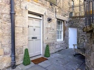 2 bedroom apartment for rent in Cumberland Street North West Lane, Edinburgh, Midlothian, EH3