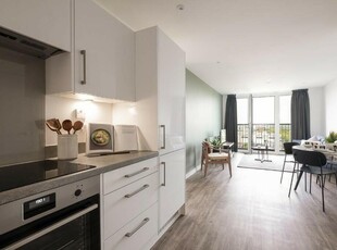 2 bedroom apartment for rent in Flat 822 The Almere 353 Avebury Boulevard, Milton Keynes, Buckinghamshire, MK9