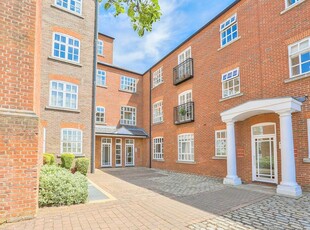 2 bedroom apartment for rent in Milliners Court, Lattimore Road, St Albans, Herts, AL1