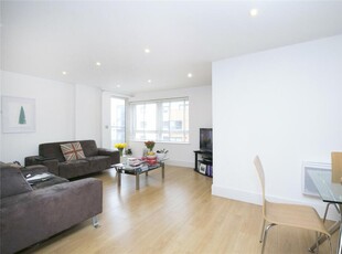 2 bedroom apartment for rent in Shepherdess Walk, London, N1