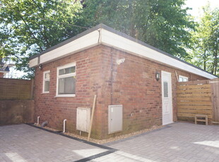 2 bedroom bungalow for rent in Westridge Rd, , SO17