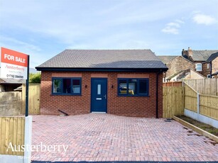 2 bedroom detached bungalow for rent in Brightgreen Street, Adderley Green, Stoke-On-Trent, Staffordshire, ST3 5DG, ST3