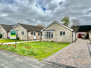 2 bedroom detached bungalow for sale in Wetherby, Otterwood Bank, LS22