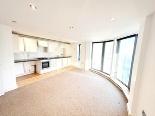 2 bedroom flat for rent in MIDDLE STREET, Sussex, BN1