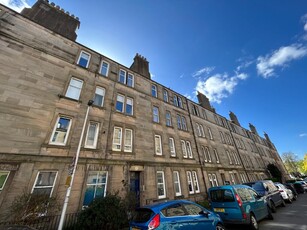 2 bedroom flat for rent in Roseburn Place, Roseburn, Edinburgh, EH12