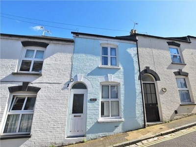2 Bedroom House Cowes Isle Of Wight