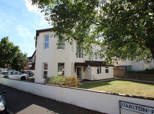 2 bedroom property for rent in Southcote Road, Bournemouth, BH1