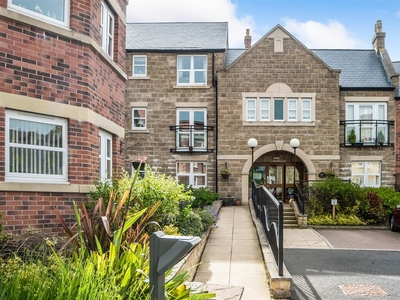 2 Bedroom Retirement Apartment For Sale in Alnwick, Northumberland