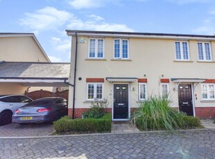 2 bedroom semi-detached house for rent in Mary Munnion Quarter, Chelmsford, Essex, CM2