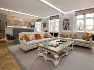 3 Bedroom Apartment For Rent In Mayfair, London