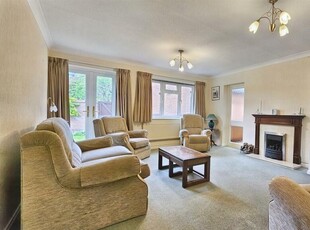 3 bedroom detached bungalow for sale in Shanklin Gardens, Knighton, LE2