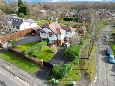 3 Bedroom House Wilmslow Cheshire East