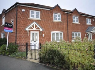 3 bedroom semi-detached house for rent in Parkway, Chellaston, Derby, DE73