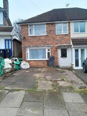 3 bedroom semi-detached house for rent in Rowdale Rd, Birmingham, B42