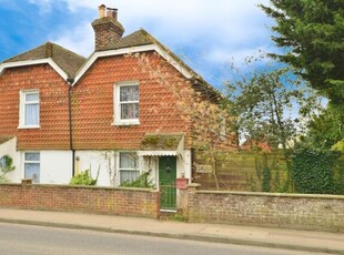 3 Bedroom Semi-detached House For Sale In Ashford