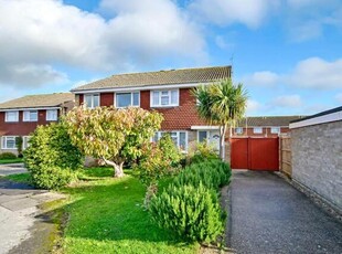 3 Bedroom Semi-detached House For Sale In Bognor Regis, West Sussex