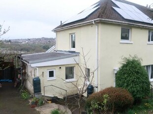 3 Bedroom Semi-detached House For Sale In Hengoed, Caerphilly