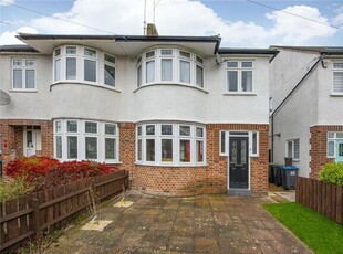3 Bedroom Semi-detached House For Sale In Kingston Upon Thames