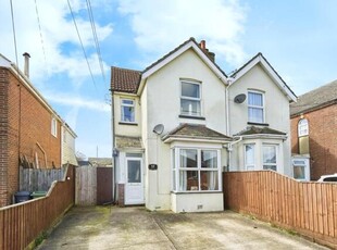 3 Bedroom Semi-detached House For Sale In Newport, Isle Of Wight