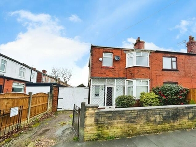 3 Bedroom Semi-detached House For Sale In Salford, Greater Manchester