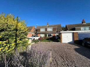3 Bedroom Semi-detached House For Sale In Streatley, Bedfordshire