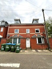 4 bedroom apartment for rent in Lyon Street, SOUTHAMPTON, SO14
