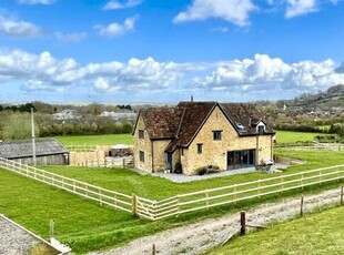4 Bedroom Detached House For Sale In Ilminster