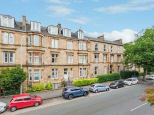 4 bedroom flat for rent in Paisley Road West, Glasgow, G51