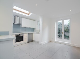 4 bedroom house for rent in Tonsley Place, Wandsworth, SW18