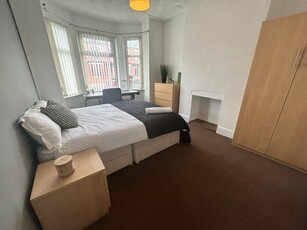 4 bedroom house share for rent in Liverpool Street, Salford, , M6