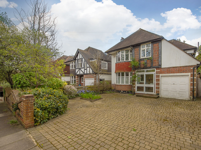 4 bedroom property for sale in Sandy Lane, RICHMOND, TW10