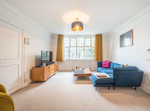 4 bedroom semi-detached house for rent in Woodside Park N12, Woodside Park, London, N12