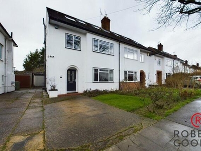 4 Bedroom Semi-detached House For Sale In Pinner, Middlesex