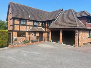 5 Bedroom Detached House For Sale In Bexhill-on-sea