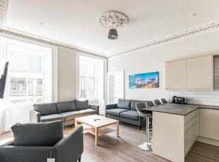 8 bedroom flat for rent in 101P – Haymarket Terrace, Edinburgh, EH12 5LA, EH12