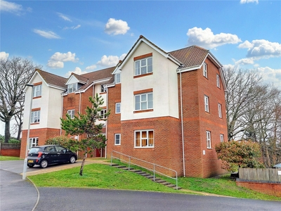 Alder Heights, Branksome, Poole, BH12 2 bedroom flat/apartment in Branksome